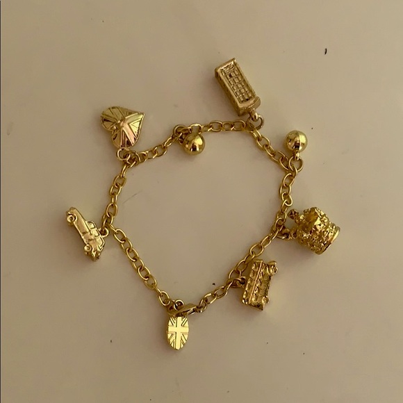 Other - Gold London England charm bracelet